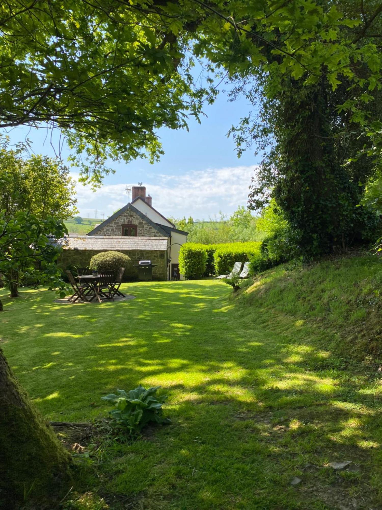 Petrock Holiday Cottages Newton Saint Petrock Exterior foto
